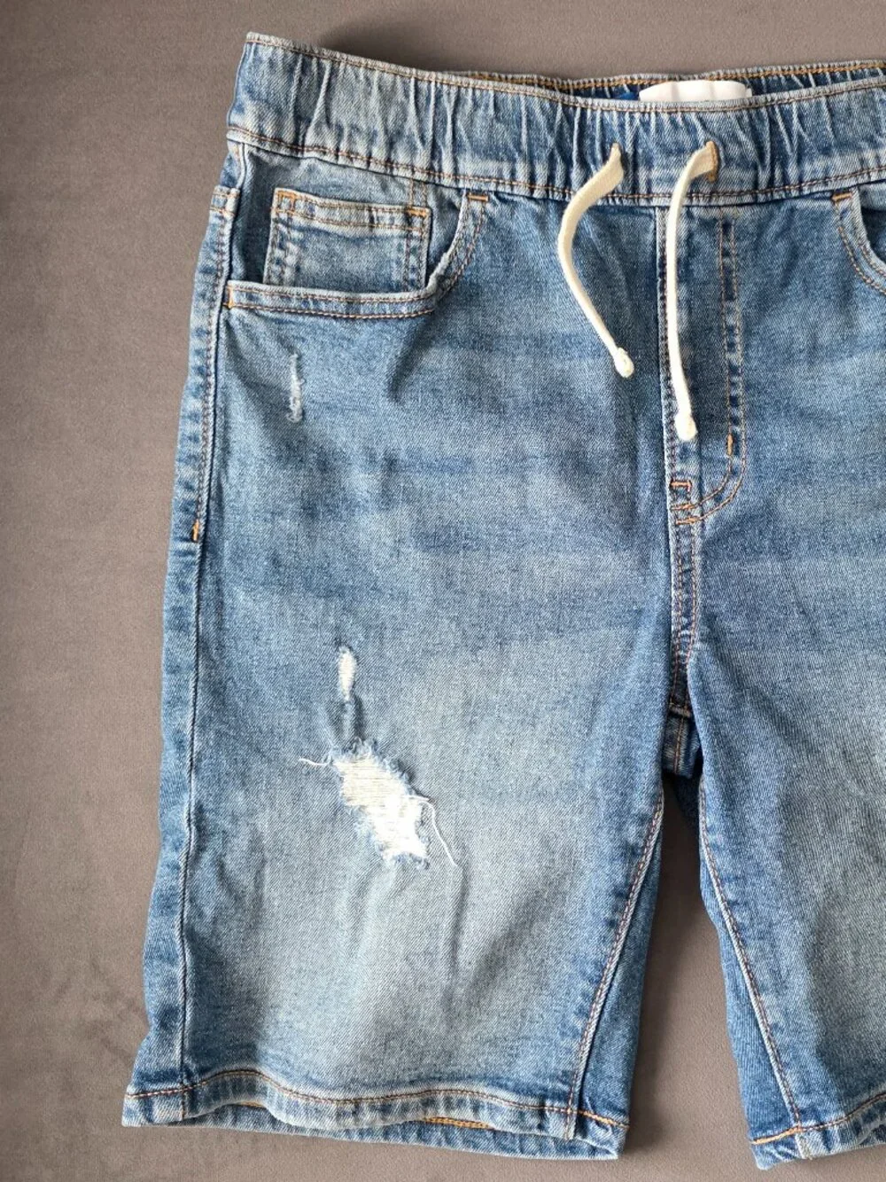 Old Navy Boys Denim Jean Shorts Size XL (14–16) – Excellent Condition